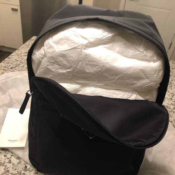 Prada Black Unisex Nylon Tessuto Front Zip Backpack (Large) - Picture 5 of 15